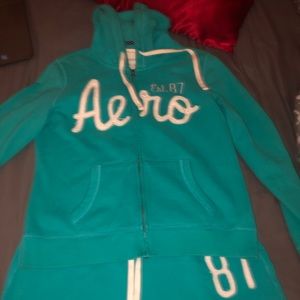 Aeropostale sweatsuit